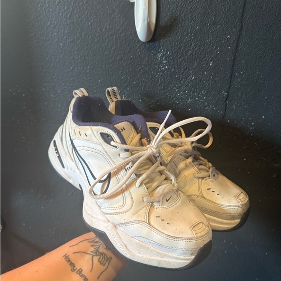 Nike Other - Men’s Nike Air White and Blue Monarch IV Sneakers size 8